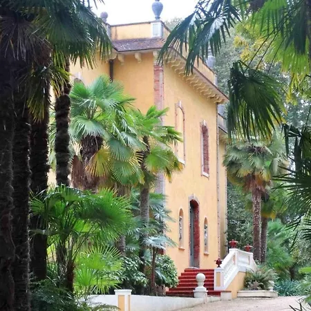 Chateau De Larunque, 15 P, Piscine Tennis - Plages 30 Mn *