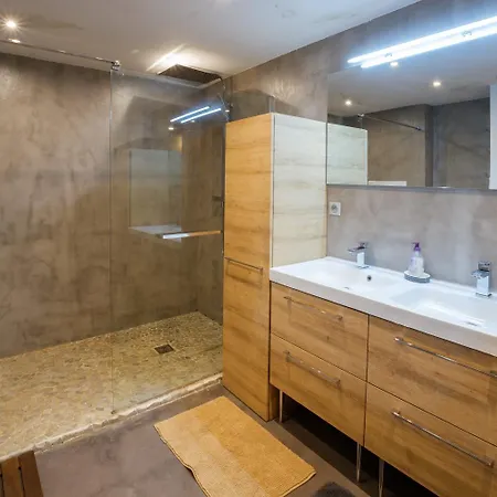 בית נופש Chateau De Larunque, 15 P, Piscine Tennis - Plages 30 Mn Saint-Laurent-de-Gosse