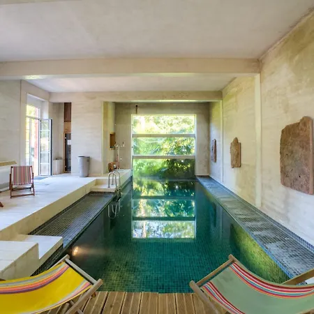Dom wakacyjny Chateau De Larunque, 15 P, Piscine Tennis - Plages 30 Mn Saint-Laurent-de-Gosse