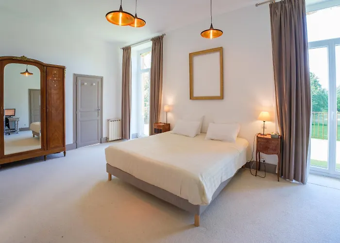 Chateau De Larunque, 15 P, Piscine Tennis - Plages 30 Mn